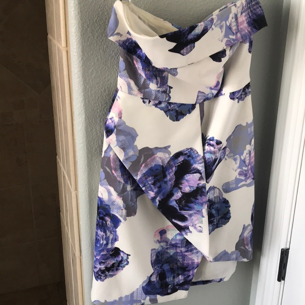 Floral strapless mini dress